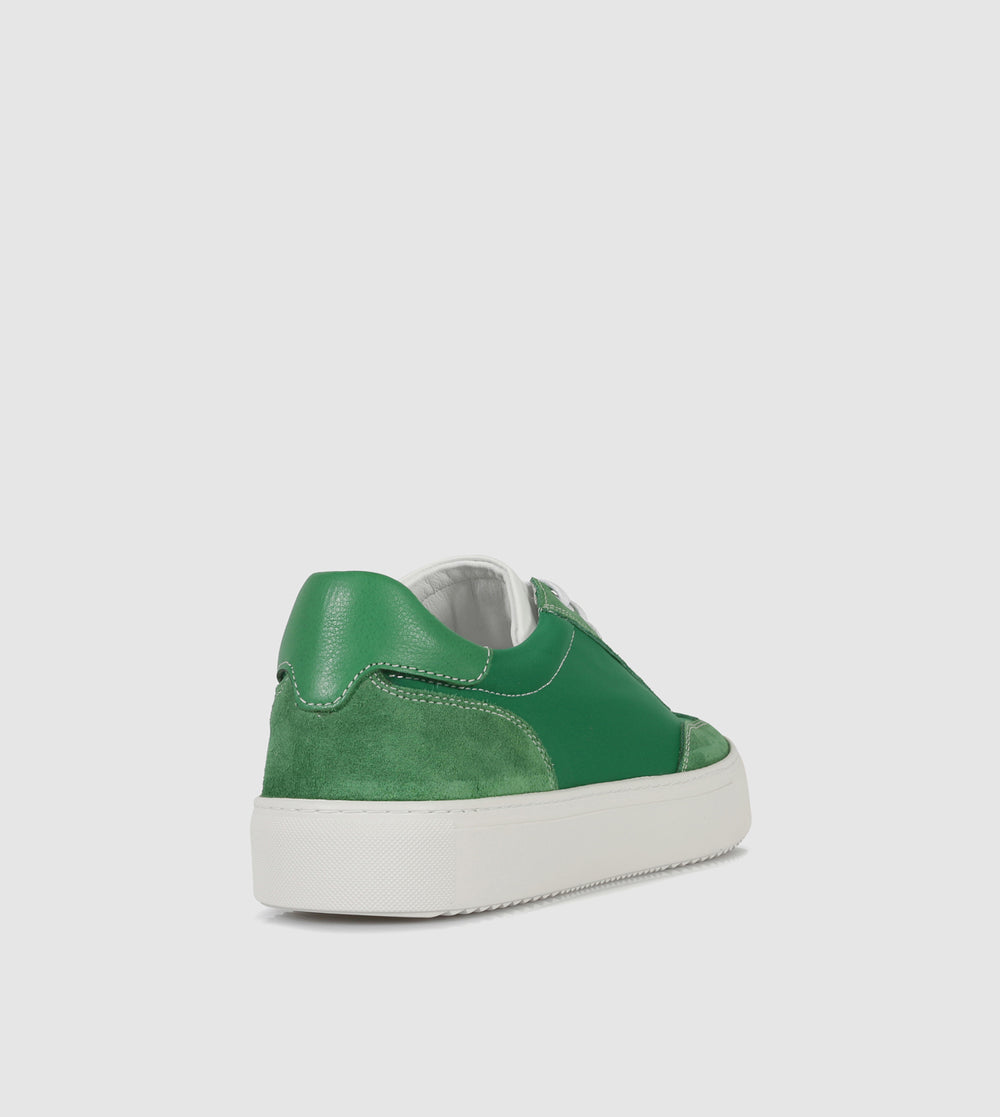 Niko Low Top Sneakers by Brando